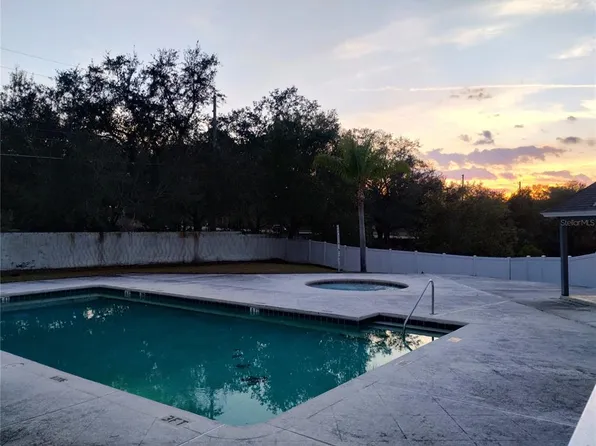 1716 Chatham Cir, Apopka, FL 32703
