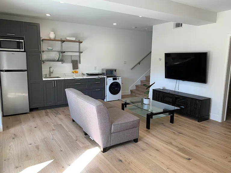 14135 Arcadia Palms Dr — Photo 2