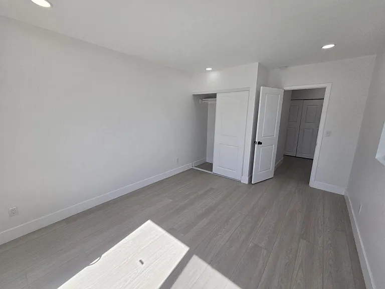 2838 Washington St — Photo 5