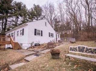 270 Wayne St, Troy, NY 12180