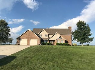 4086 Willow Neave Rd, Falmouth, KY 41040