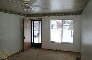 5th image of 5570 Lake Grove Dr
