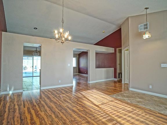 -Livingroom2