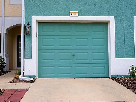 3rd image of 4132 SW 51st Cir