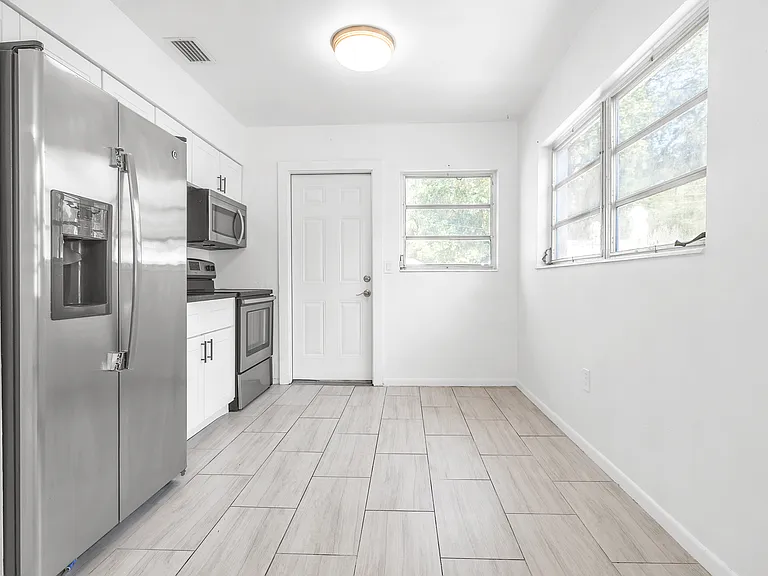 313 N Arcadia Ave #313 — Photo 11