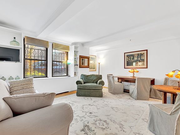 5th image of 220 E 73rd St #1DD