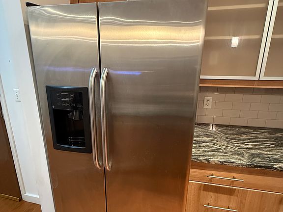 3rd image of 333 Nelson St SW Unit 320