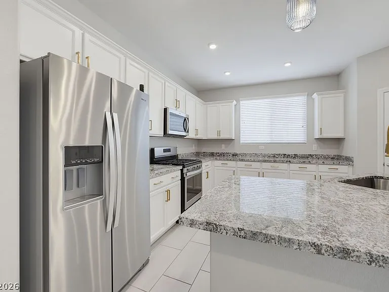 10661 Sariah Skye Ave — Photo 14