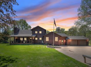 4076 189th Ln NW, Oak Grove, MN 55303