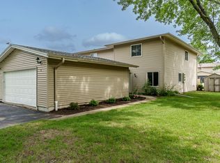 4412 Pepper Dr APT 6, Rockford, IL 61114