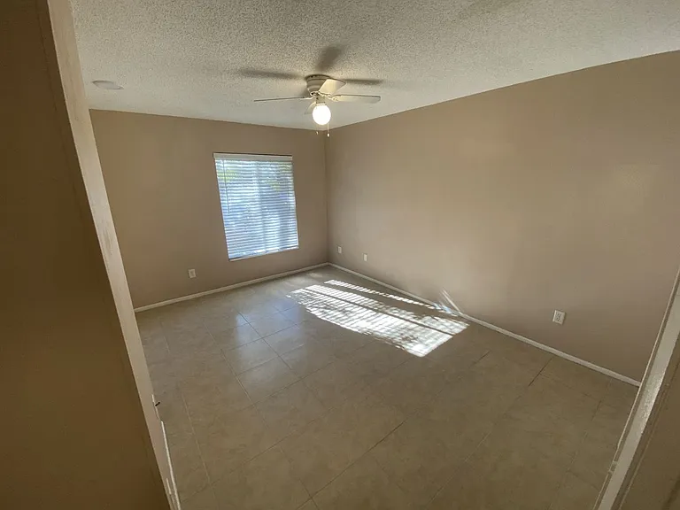 1321 Eagle Ln — Photo 13