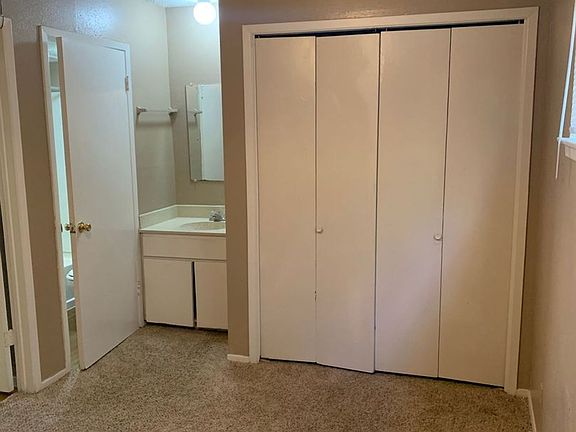5th image of 717 E Grayson St APT 13