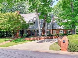 800 Burning Tree Dr SE, Marietta, GA 30067