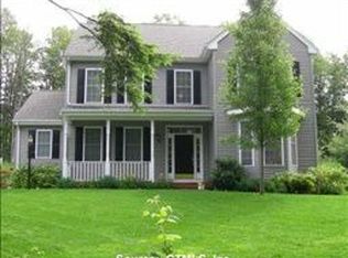 472 New Rd, Avon, CT 06001