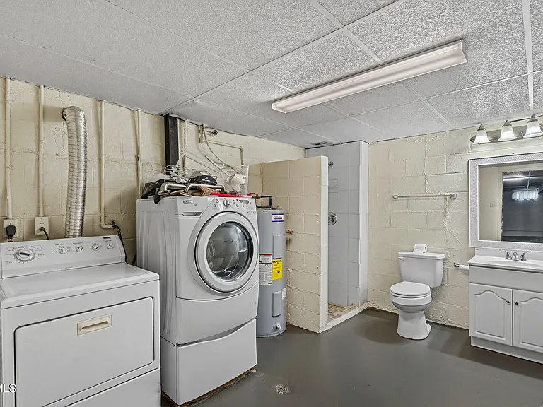 1220 Romans Dr — Photo 23