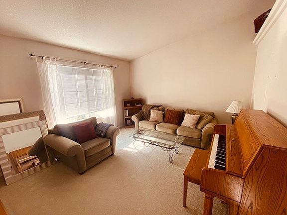 3rd image of 4416 NE 133rd Ct