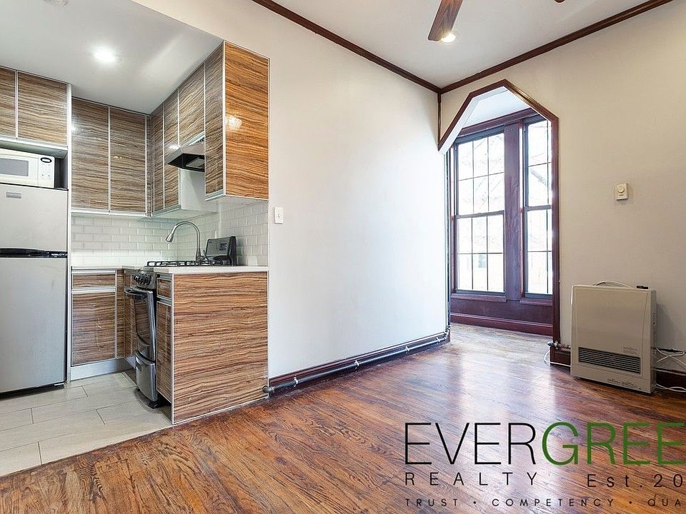 1st image of 144 Lefferts Pl #2C