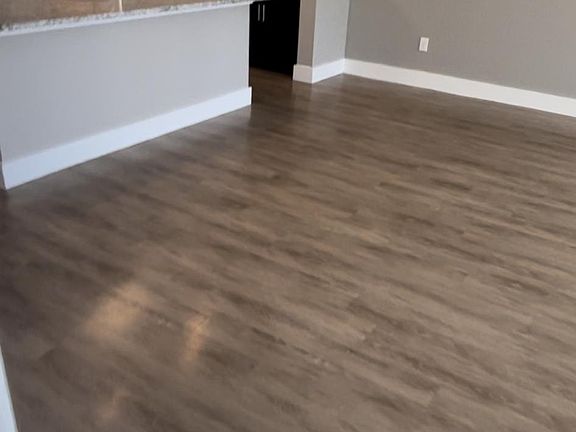 5th image of 131 Holling Dr #127