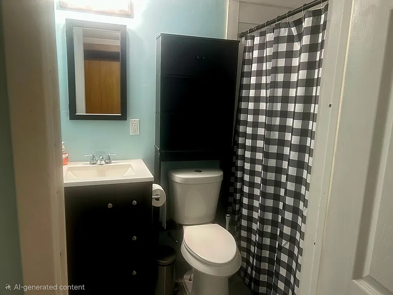 1425 Harry St — Photo 14
