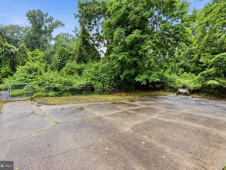 3101 E St SE — Photo 36