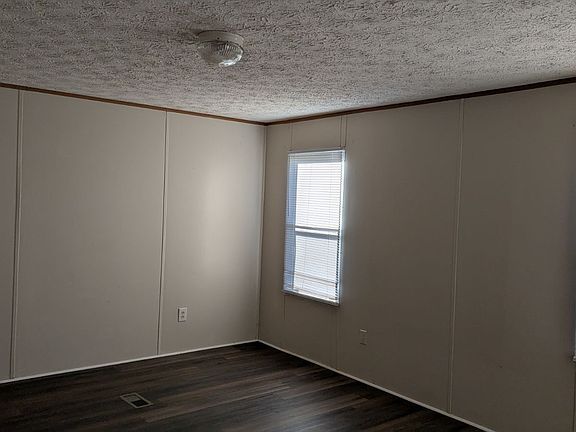 5th image of 110 Crestmont Ct
