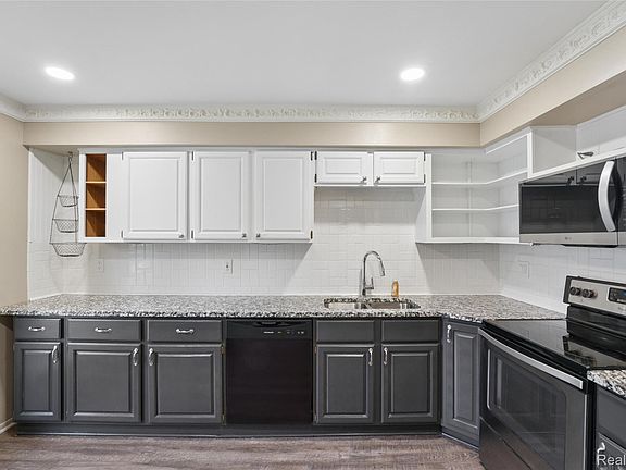 4th image of 131 Manor Way #1