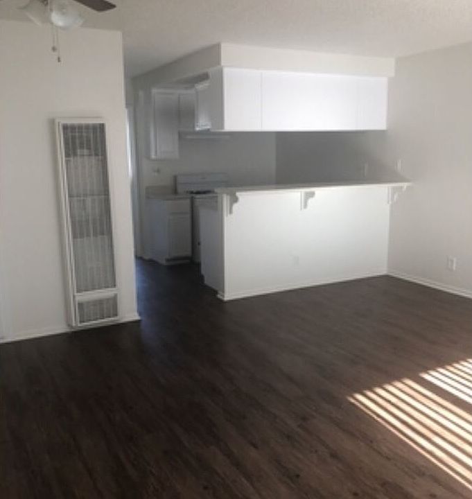 1st image of 1555 W Carson St APT 10