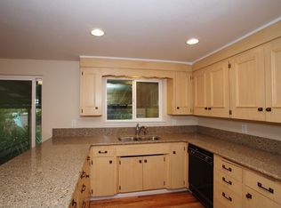 1805 N Lexington St, Tacoma, WA 98406