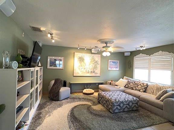 2nd image of 11810 Boynton Ln #1