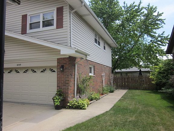 5th image of 16549 Kimbark Ave