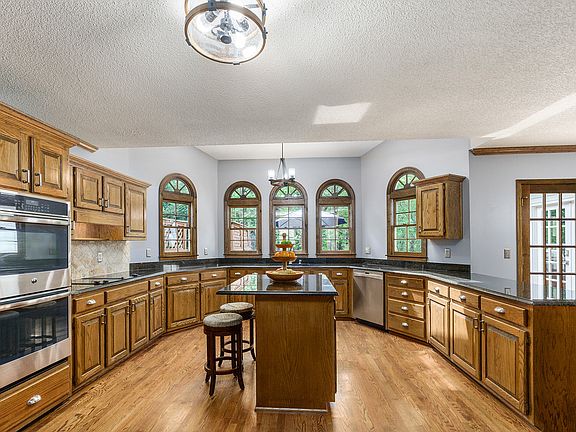 2nd image of 9460 Dominion Way
