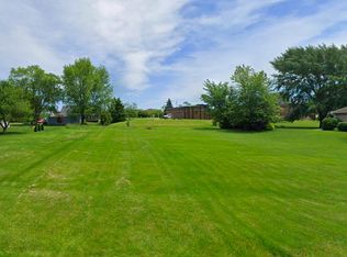 1217 Lancelot Ln, Mount Pleasant, WI 53406