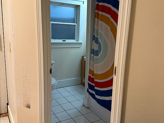 5th image of 26 Hampshire St #1