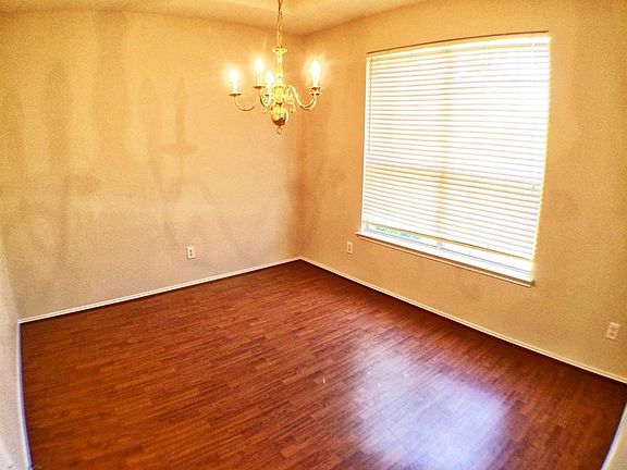 3rd image of 9608 Shelby Pl