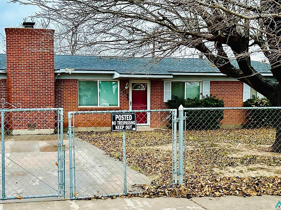 1st image of 305 Robins Dr