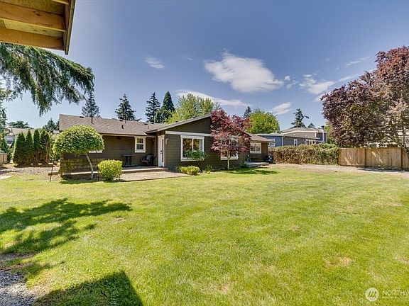 4th image of 620 10th Avenue