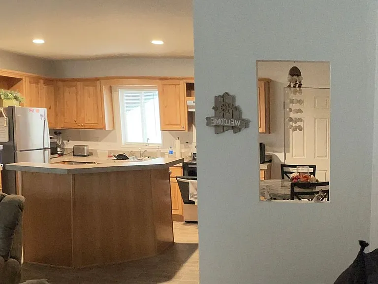 63575 Wallace Rd — Photo 2
