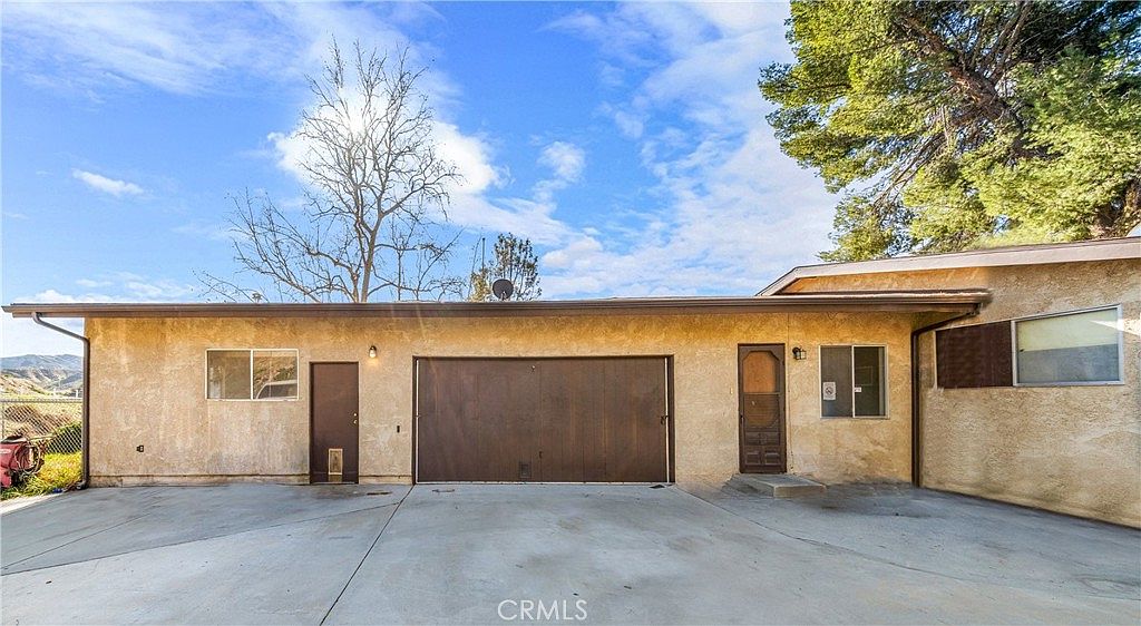 28795 Bouquet Canyon Rd, Saugus, CA 91390 | Zillow