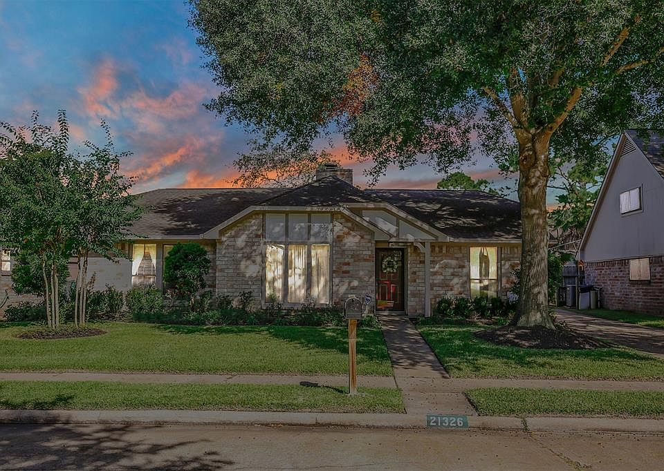 1st image of 21326 Park Brook Dr