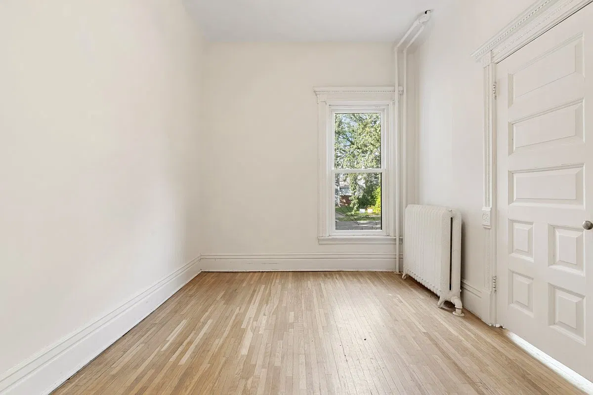 3 bed, $2,295 — Photo 4
