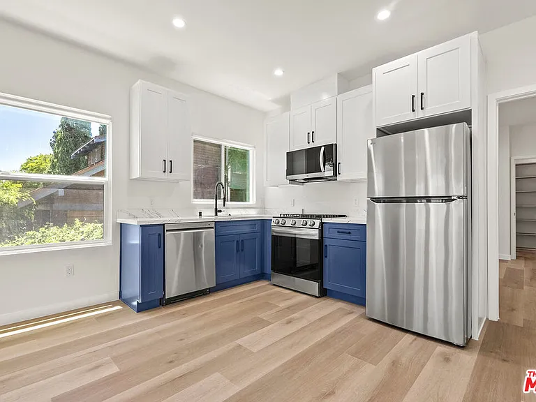 1305 Lucile Ave #1 — Photo 9