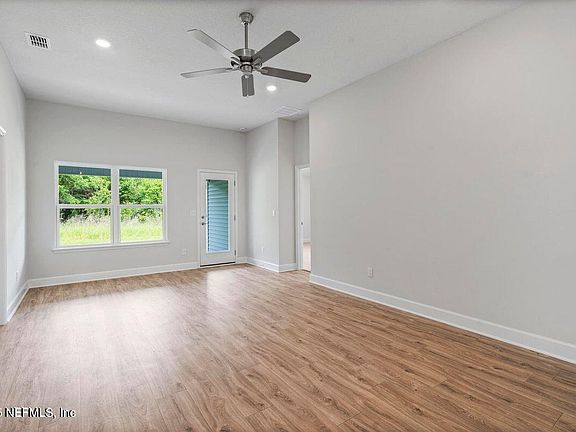 3rd image of 8400 HELMSLEY Boulevard