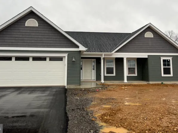 45 Anoka Ct, Martinsburg, WV 25404