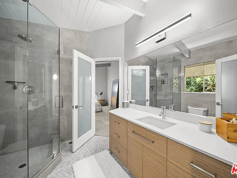 4620 Balboa Ave — Photo 9