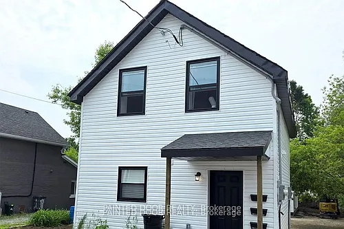109 Albert St S #MAIN Photo 1