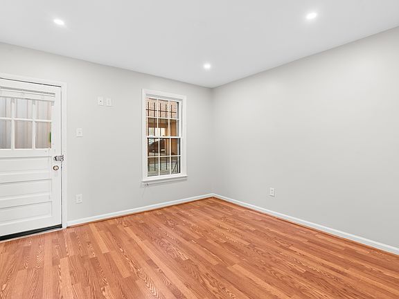 5th image of 2517 P St NW Unit 1
