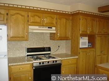 3rd image of 23 Fairfield Ln