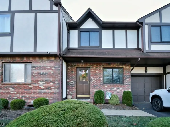 3 Coventry Sq, Ewing Twp., NJ 08628