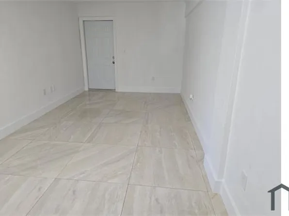 901 NW 28th St APT 3, Miami, FL 33127