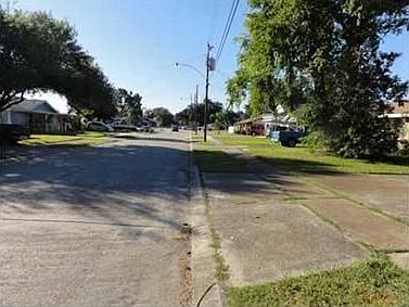 2nd image of 1808 Bonnie Ann Dr